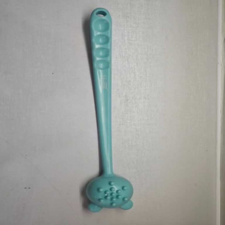 Plastic Massage Tools Cartoon Bear Head Massage Hammer